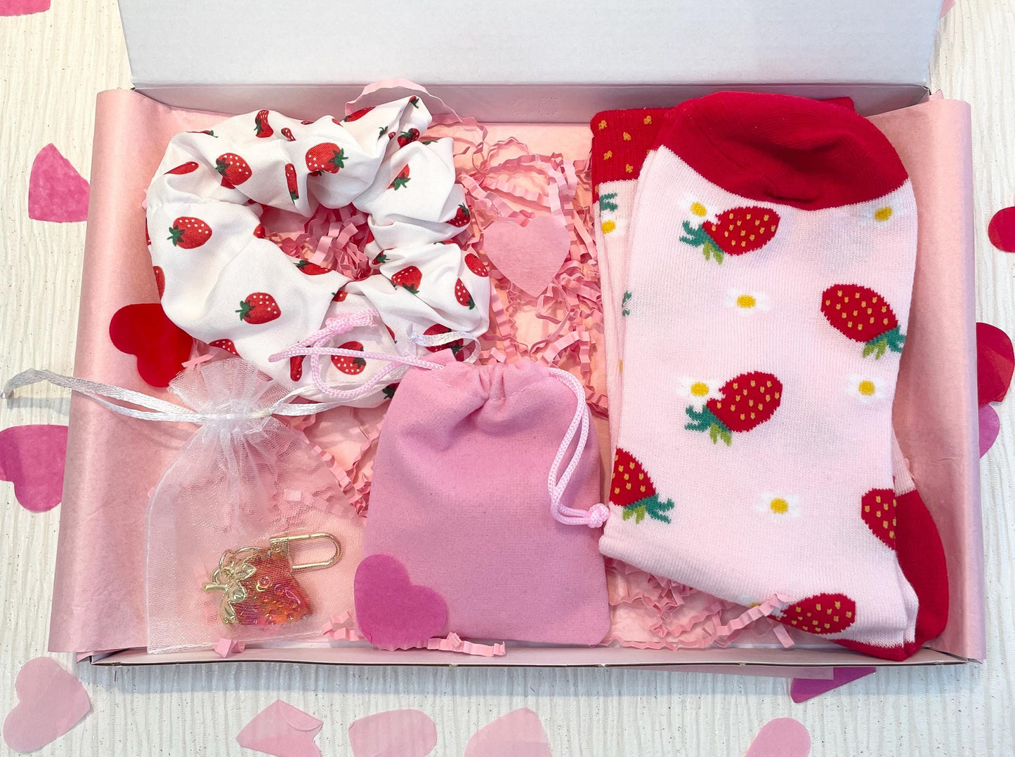 Letterbox Gift - Strawberry Sundae