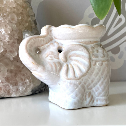 Elephant Ceramic Oil and Wax Melt Burner -Beige, Sage or Natural